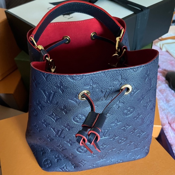 Hand bag - Picture 3 of 6